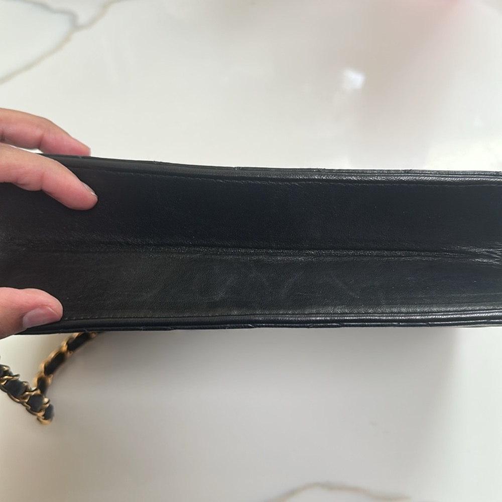 Chanel Black Lambskin Medium Single Flap Quilted Leather Bag Gold Hardware - Picture 15 of 15